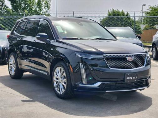 2025 Cadillac XT6 Premium Luxury FWD