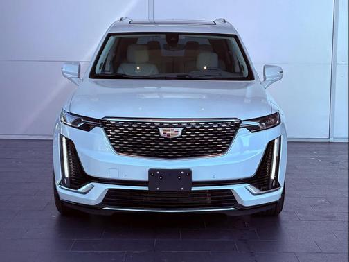 2024 Cadillac XT6 Premium Luxury FWD