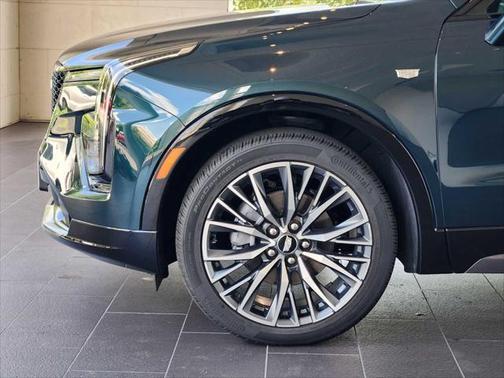 2025 Cadillac XT4 Sport