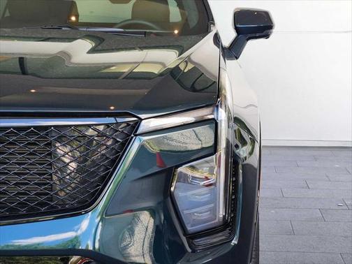 2025 Cadillac XT4 Sport