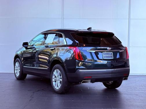 2025 Cadillac XT5 Luxury