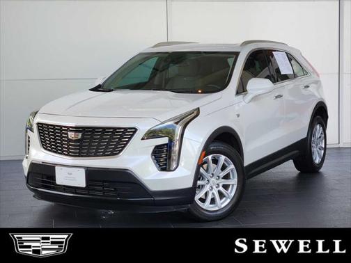 2022 Cadillac XT4 Luxury
