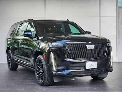 2023 Cadillac Escalade ESV Sport Platinum