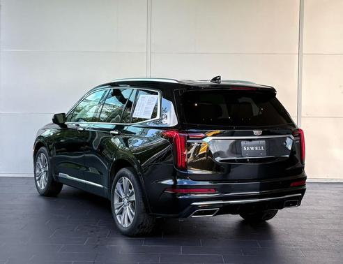 2023 Cadillac XT6 Premium Luxury FWD