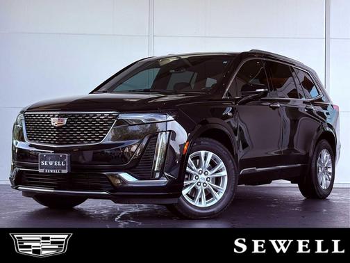 2023 Cadillac XT6 Luxury FWD