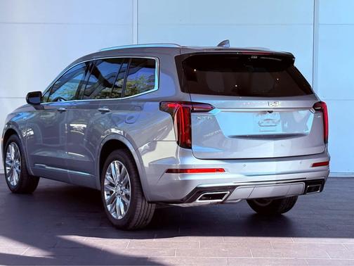 2024 Cadillac XT6 Premium Luxury FWD