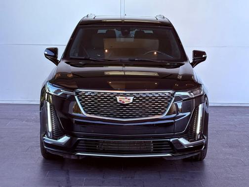 2025 Cadillac XT6 Premium Luxury FWD