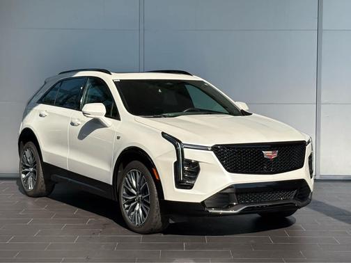 2024 Cadillac XT4 Sport