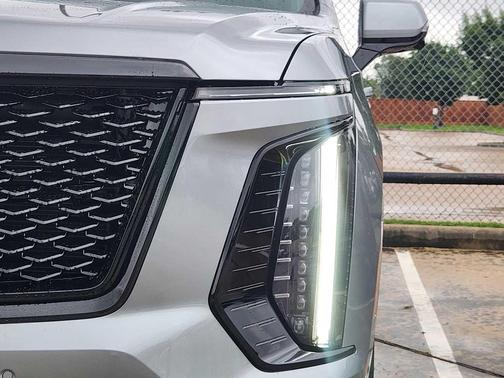 Argent Silver Metallic 2026 Cadillac Escalade Sport Platinum