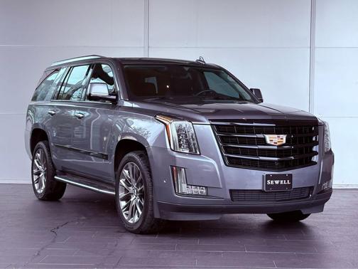2020 Cadillac Escalade Luxury