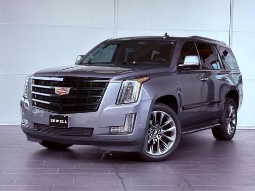 2020 Cadillac Escalade Luxury