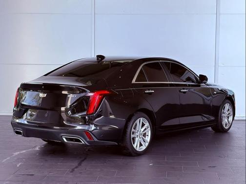 2021 Cadillac CT4 Luxury