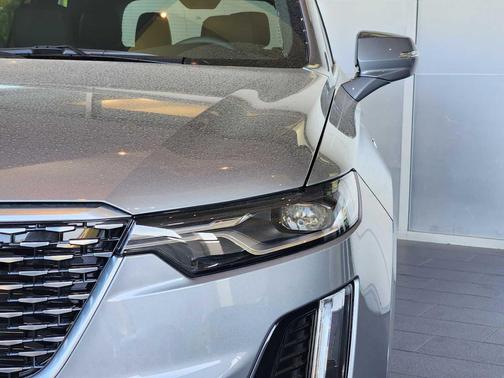 2025 Cadillac XT6 Luxury FWD