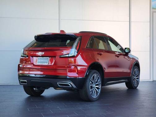 2025 Cadillac XT4 Sport