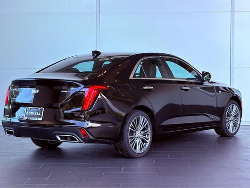 2025 Cadillac CT4 Premium Luxury RWD