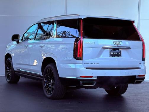 2025 Cadillac Escalade Premium Luxury