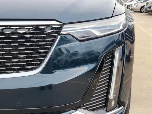 2025 Cadillac XT6 Premium Luxury FWD