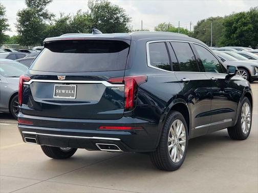 2025 Cadillac XT6 Premium Luxury FWD