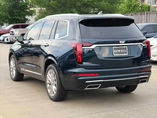 2025 Cadillac XT6 Premium Luxury FWD