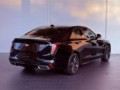 2023 Cadillac CT4 Sport