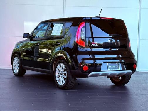 2019 Kia Soul +