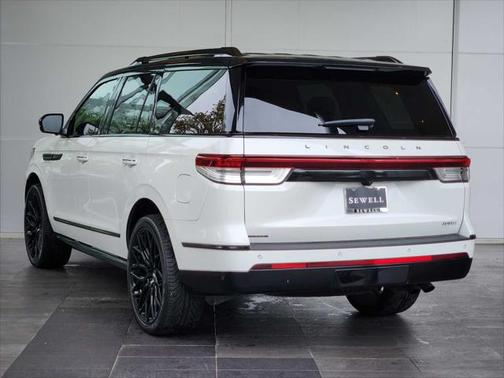 2022 Lincoln Navigator Reserve