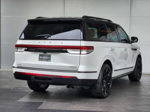 2022 Lincoln Navigator Reserve