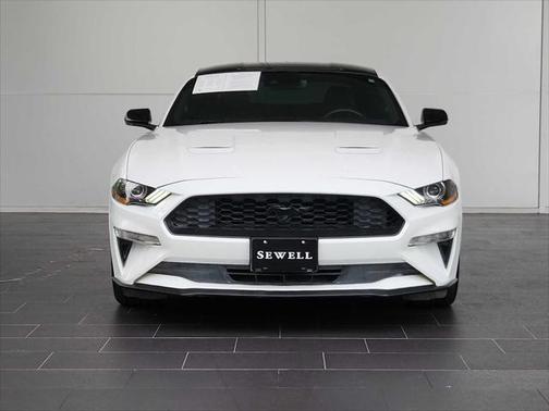 2022 Ford Mustang EcoBoost Premium