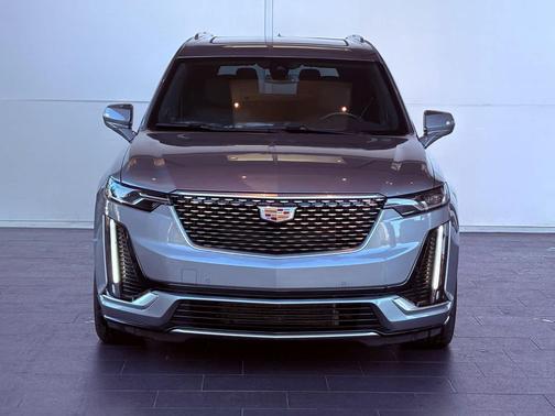 2025 Cadillac XT6 Premium Luxury FWD