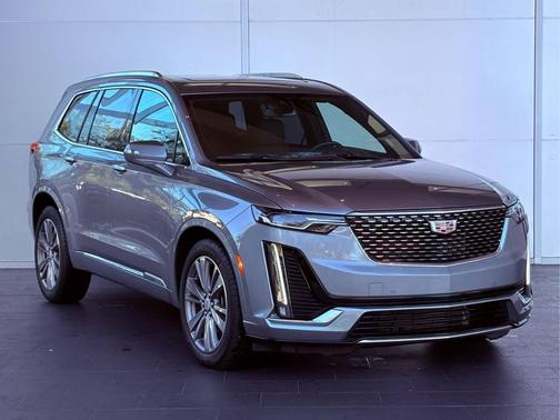 2025 Cadillac XT6 Premium Luxury FWD