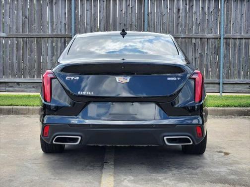 2023 Cadillac CT4 Luxury