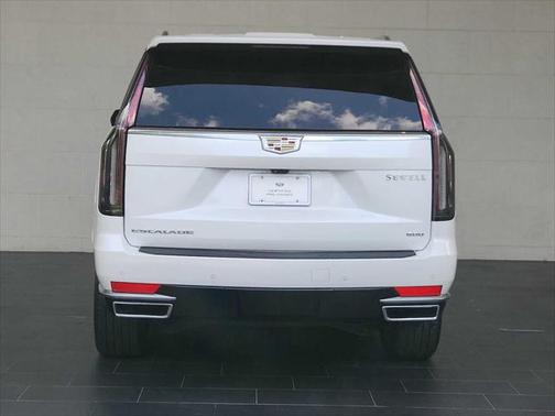 2024 Cadillac Escalade ESV Premium Luxury