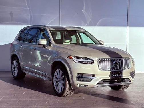 2016 Volvo XC90 T6 Inscription
