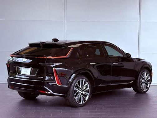 2024 Cadillac LYRIQ Luxury
