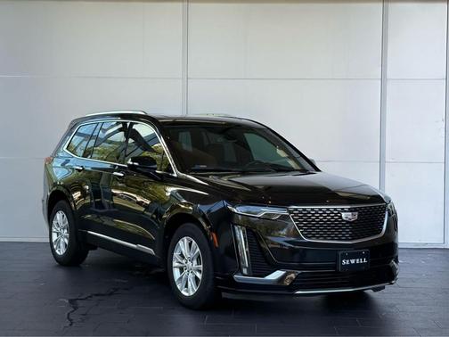 2021 Cadillac XT6 Luxury FWD