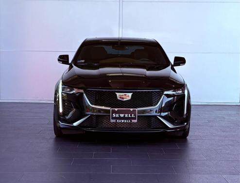 2023 Cadillac CT4 Sport