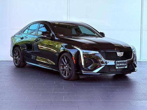 2023 Cadillac CT4 Sport