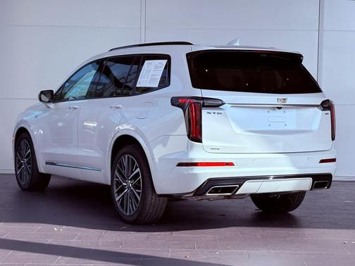 2022 Cadillac XT6 Sport AWD