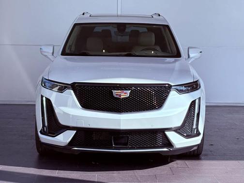 2022 Cadillac XT6 Sport AWD