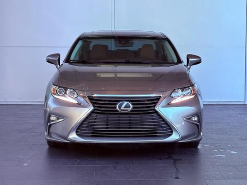 2017 Lexus ES 350 Base