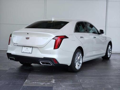 2024 Cadillac CT4 Luxury