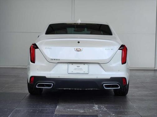 2024 Cadillac CT4 Luxury