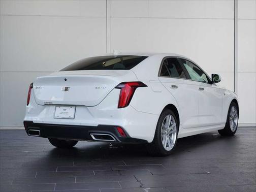 2024 Cadillac CT4 Luxury