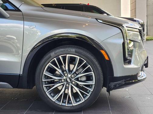 2024 Cadillac XT4 Sport
