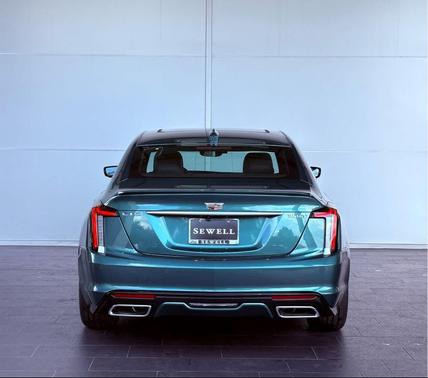 2025 Cadillac CT5 Sport