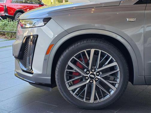 2025 Cadillac XT6 Sport AWD