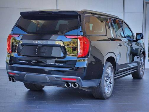 2023 GMC Yukon XL Denali Ultimate