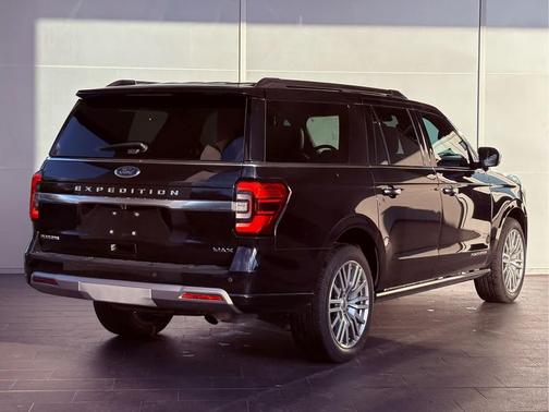 2022 Ford Expedition Max Platinum
