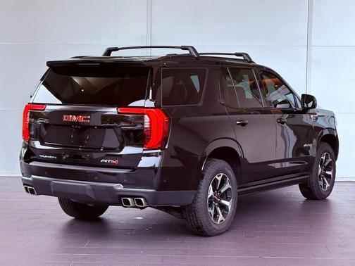 2026 GMC Yukon AT4 4WD