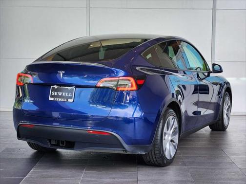2023 Tesla Model Y AWD